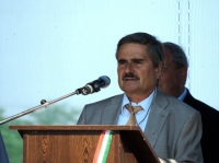 Köszöntő: Dr. Kovács Tibor, Áporka  polgármestere